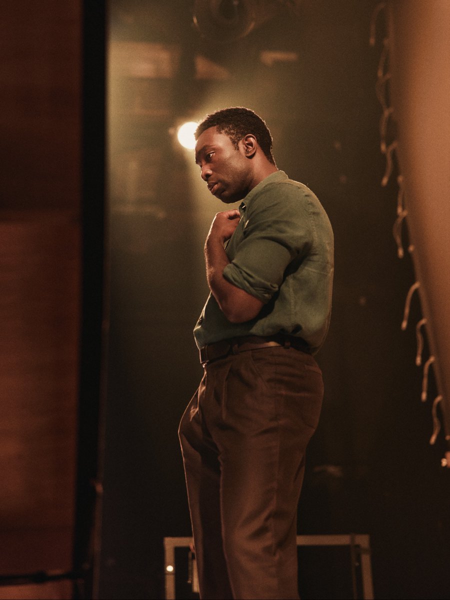 National Theatre Live tweet media