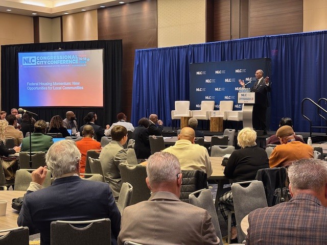 Rep. Emanuel Cleaver tweet media