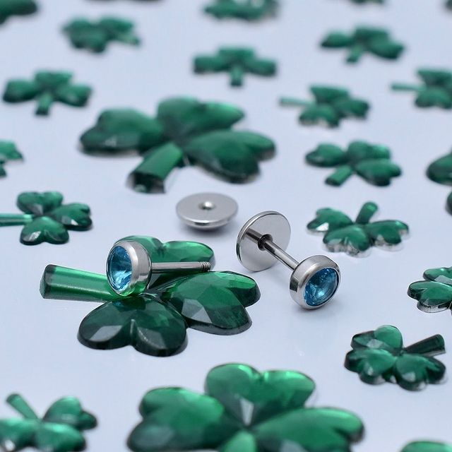 ComfyEarrings tweet media