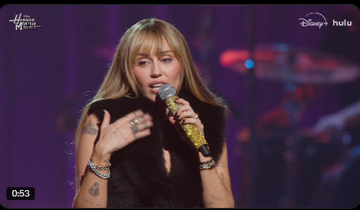 M.O.D.A.F.O.K.A tweet media