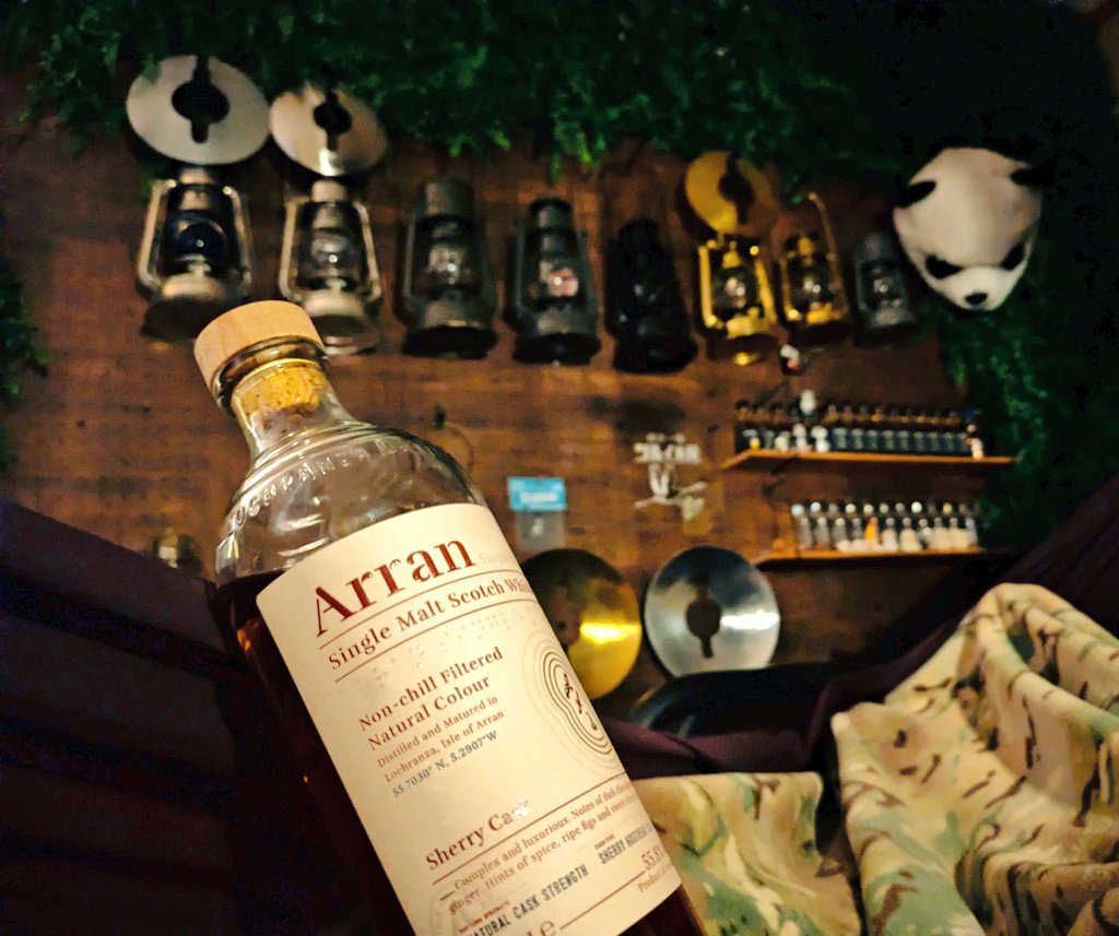 ゆうぱん🐼餌あげ禁止 tweet media