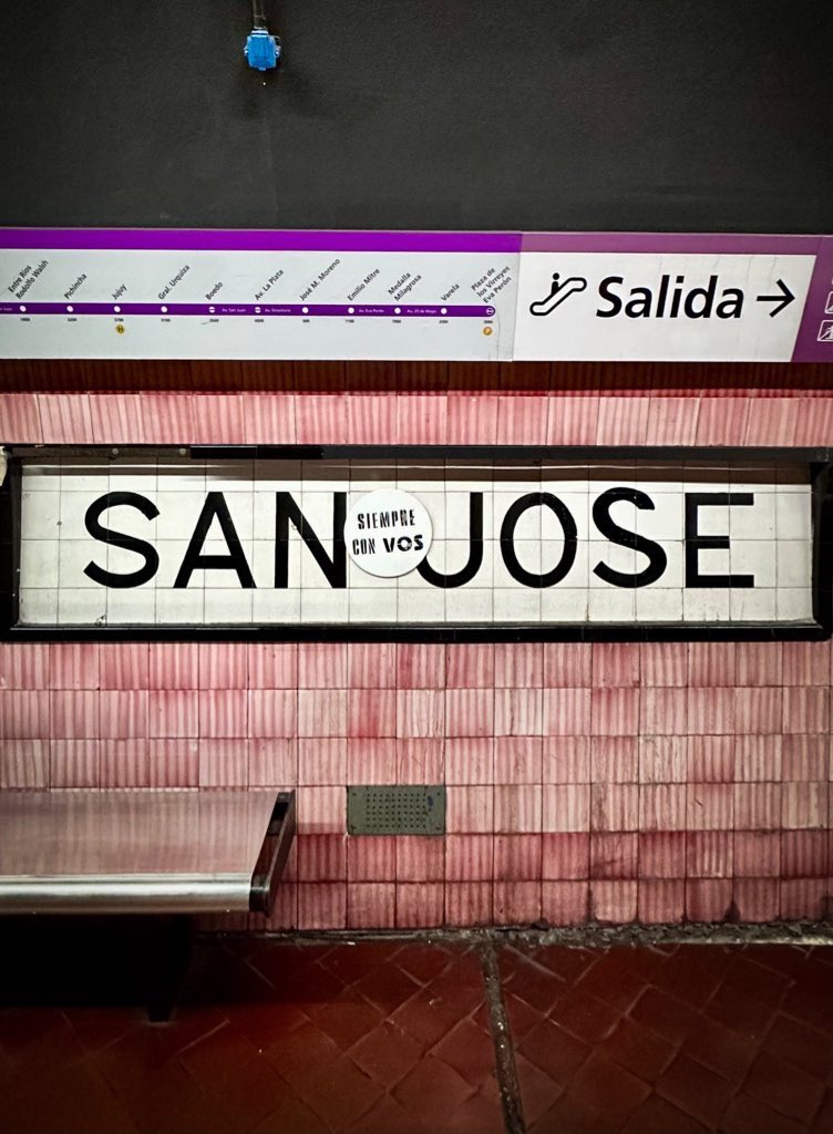 Máximo Kirchner fan account tweet media