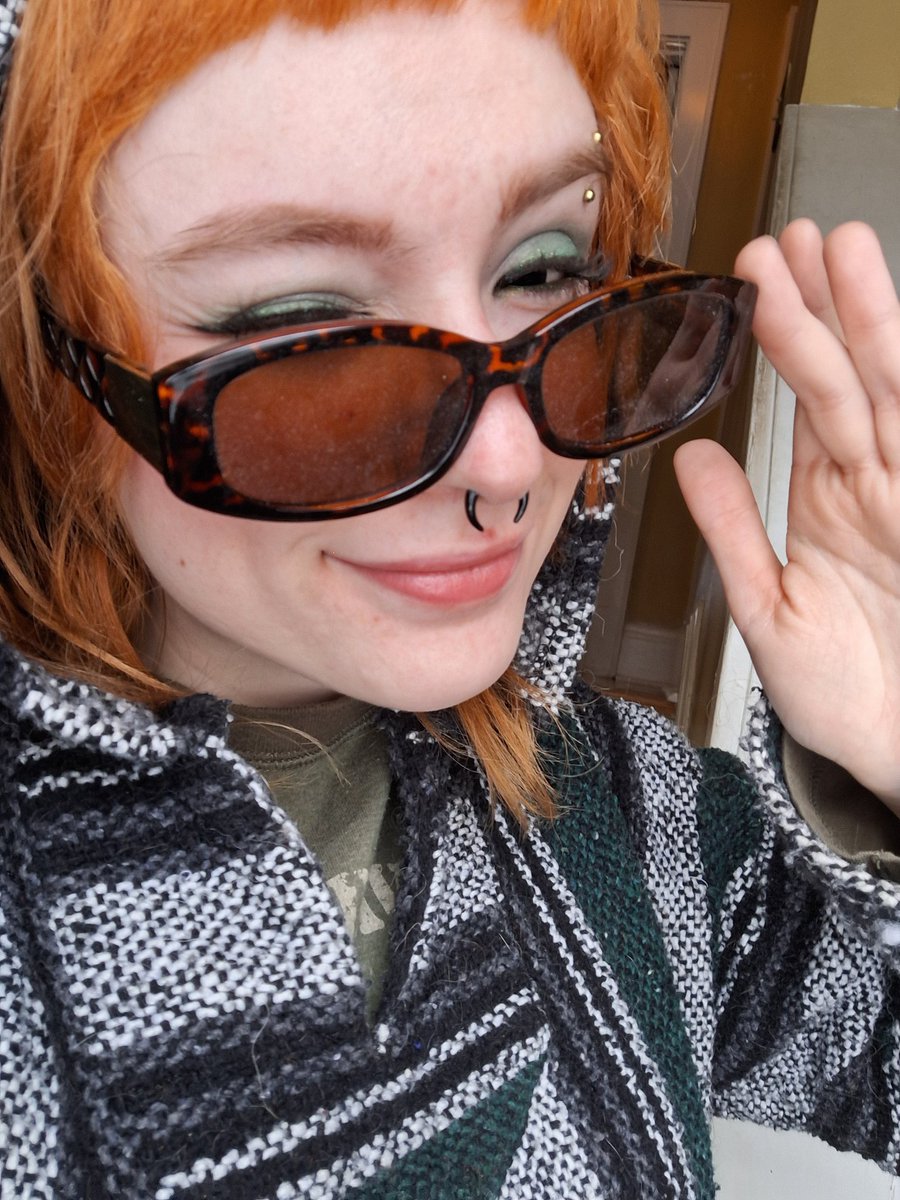 jane doe ☣︎ tweet media