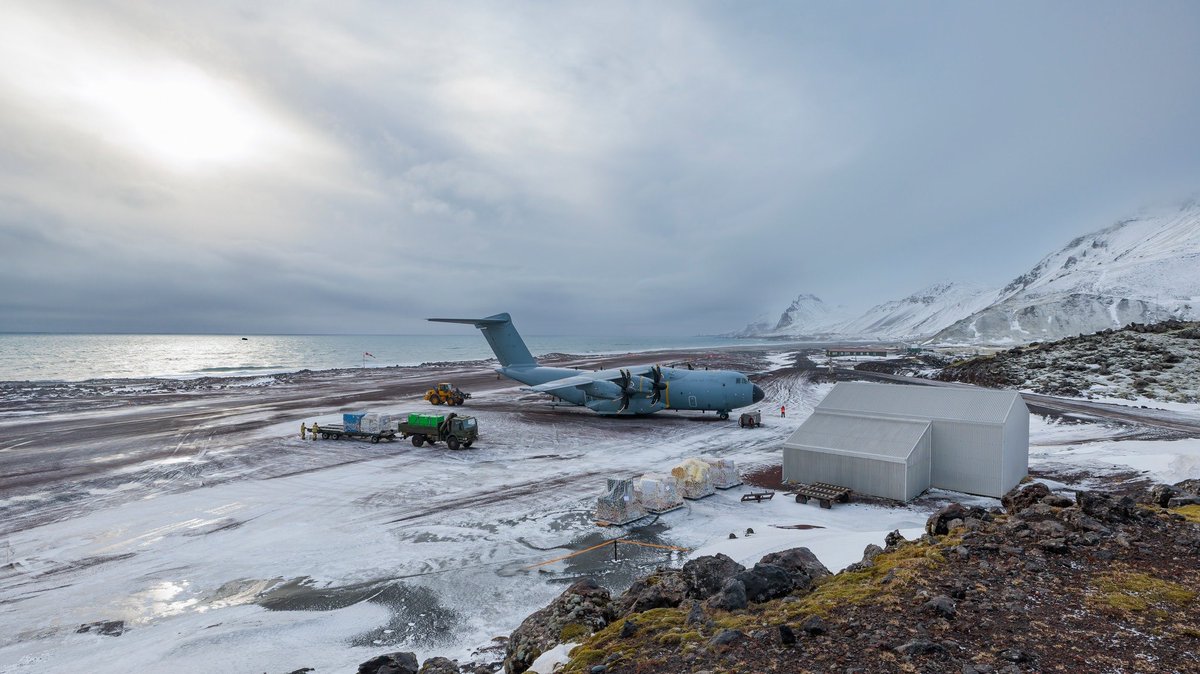 Carl Bildt tweet media