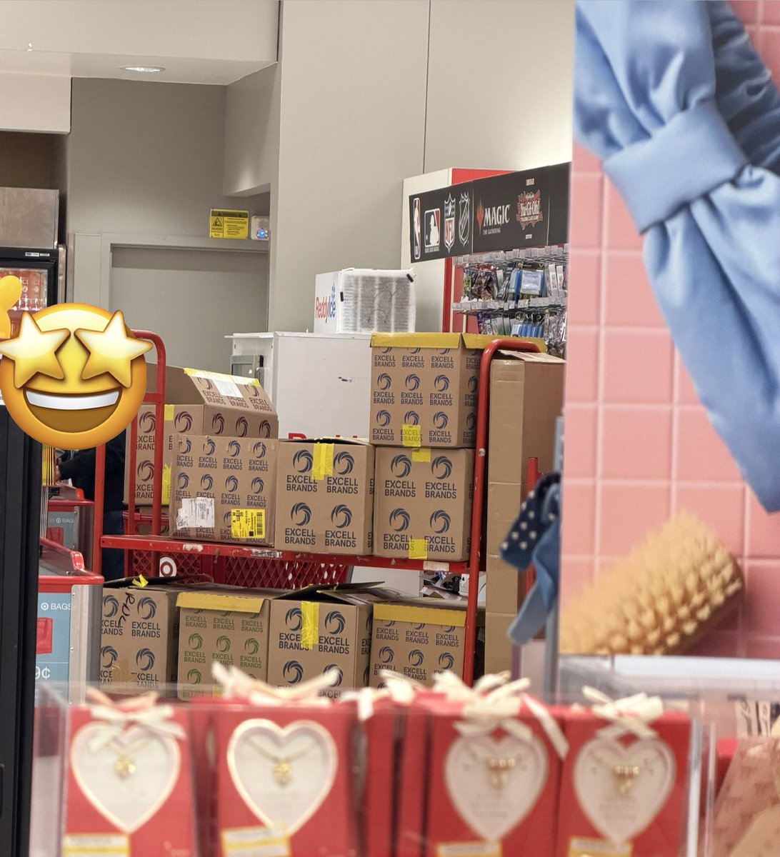 BritBrat tweet media