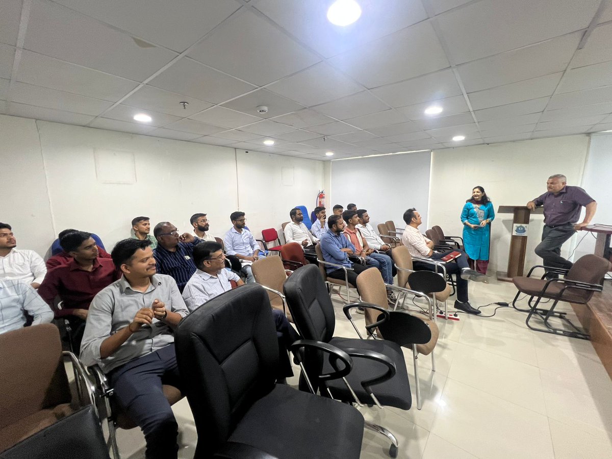 DGTS AZU during Inspection of CGST Bhavnagar Commissionerate, organized an outreach program for  local Trade  Association Members. A brief overview on DGTS and views Budget 26 were sought. Snippets of the meeting: