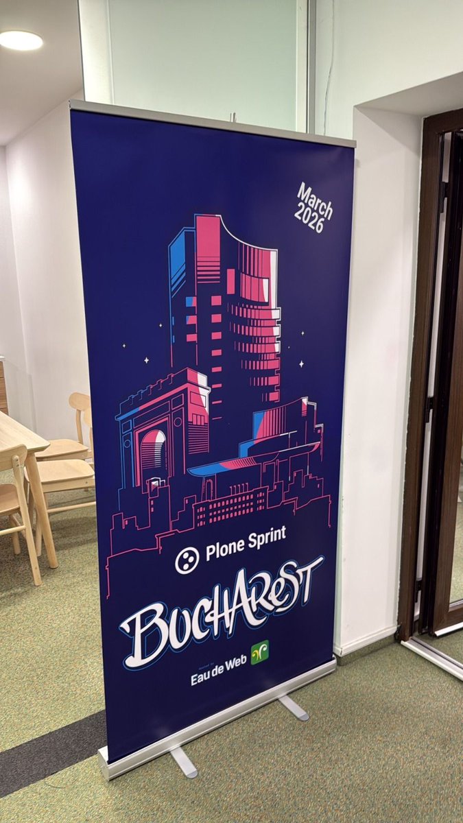 Plone CMS tweet media