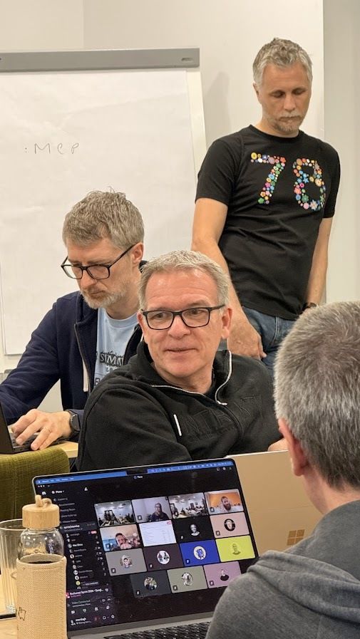 Plone CMS tweet media