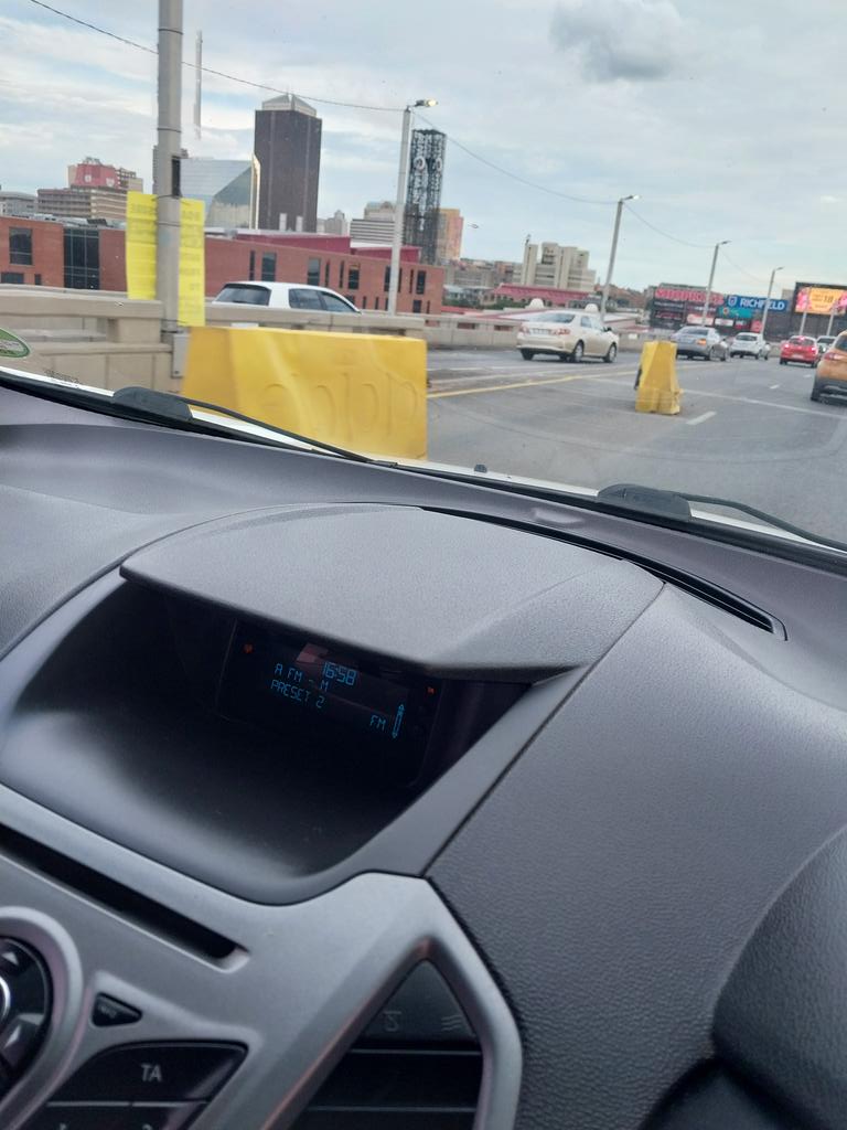 Inkosi_Gwadlagwadla tweet media