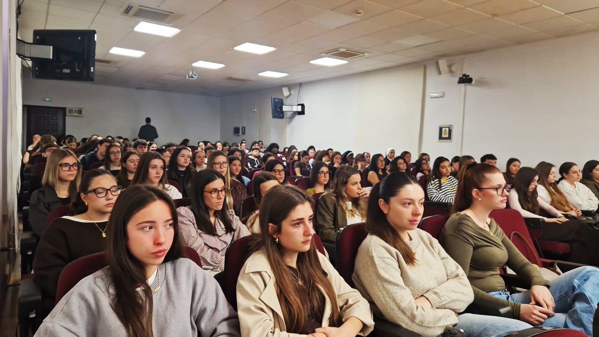 UCAM Universidad tweet media