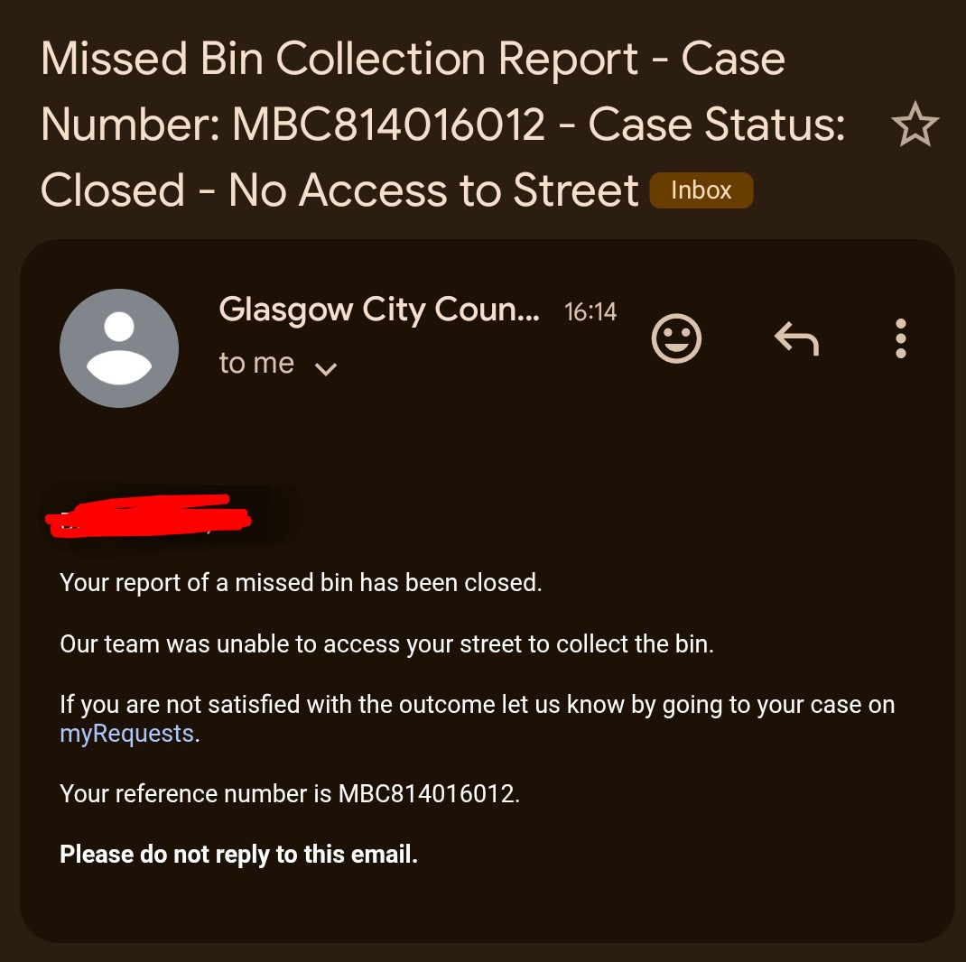 nomoflolitter's tweet photo. @MyGlasgowCC Managed to report via website and immediately closed because they couldn't access the street... which is v odd given they managed to empty the green and grey bins today via the same lane. please request this be reopened ref MBC814016012 https://t.co/CXr6cYSF2w