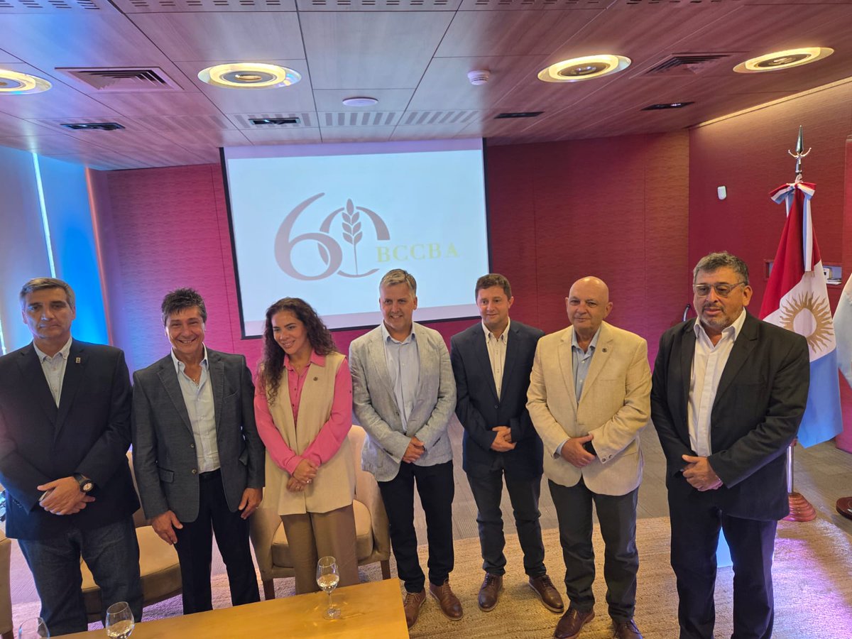 Autoridades de <a href="/CABC_1905/">CABC</a> <a href="/BCCBA/">Bolsa de Cereales de Córdoba</a> <a href="/BolsaRosario/">Bolsa de Comercio de Rosario</a> <a href="/CamArbitralRos/">Cámara Arbitral de Cereales de Rosario</a> <a href="/Cacer_37/">CACERER</a>