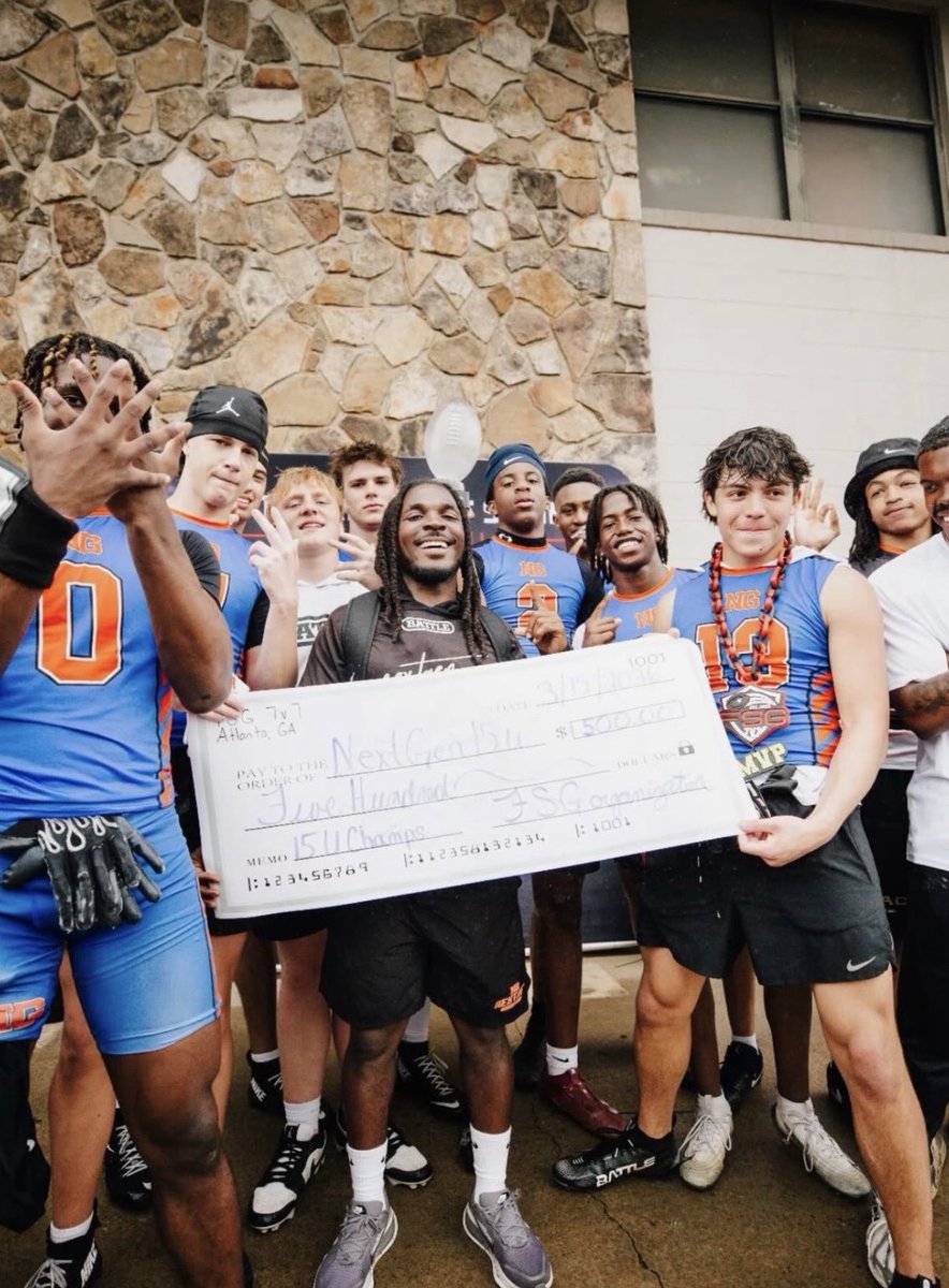 Lukas Gonzalez tweet media