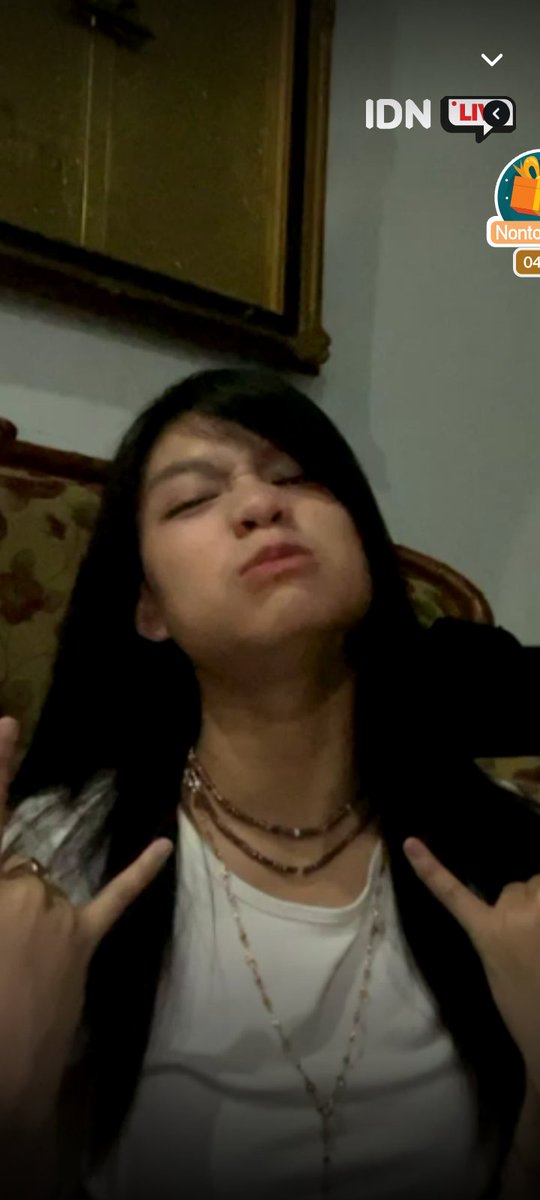 awuraa48's tweet photo. makasiii laip nyaa,imoo abiezzz😝😝 @Nala_JKT48 #NaLive https://t.co/9Pb4u3yEbK