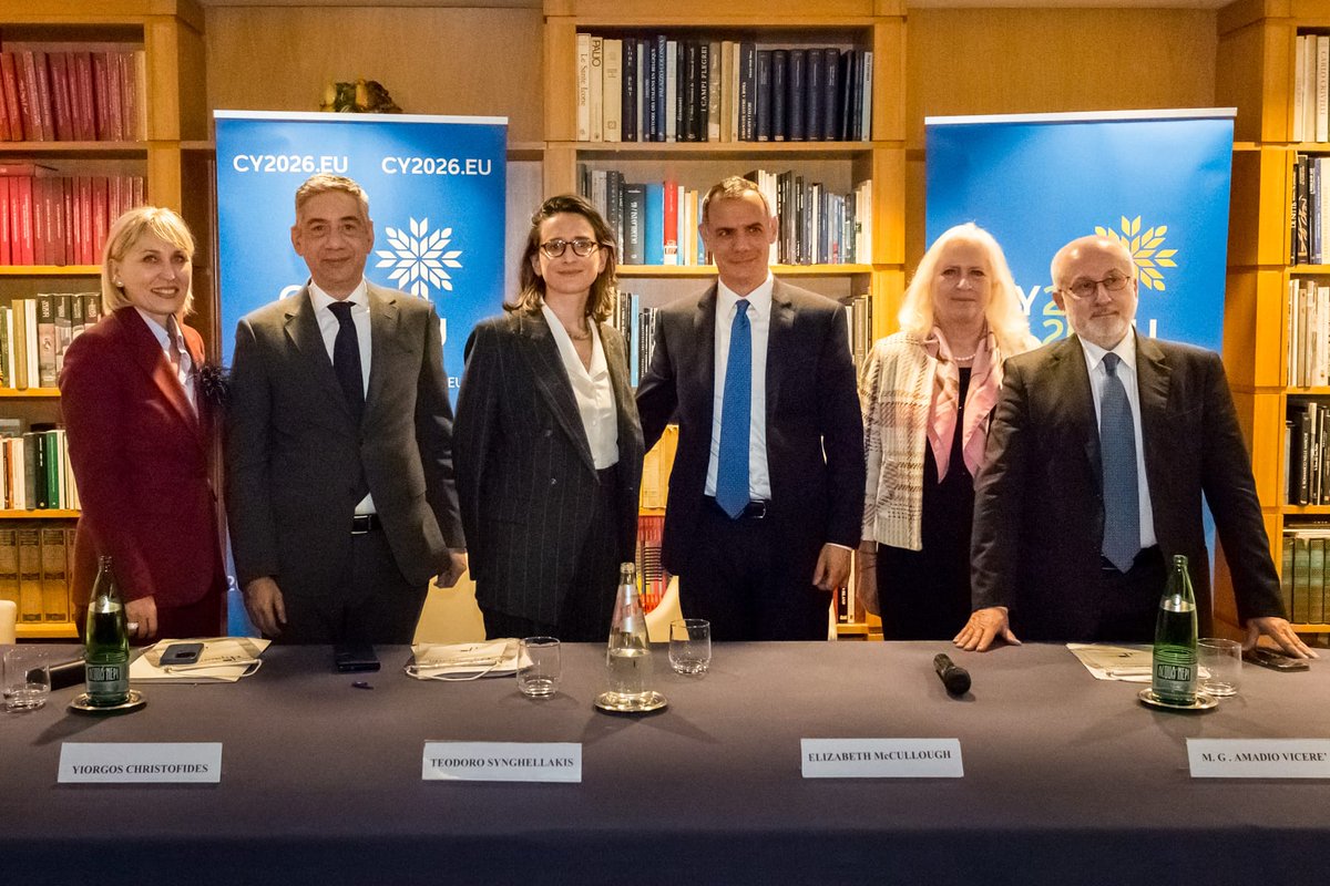 Cyprus in Italy tweet media