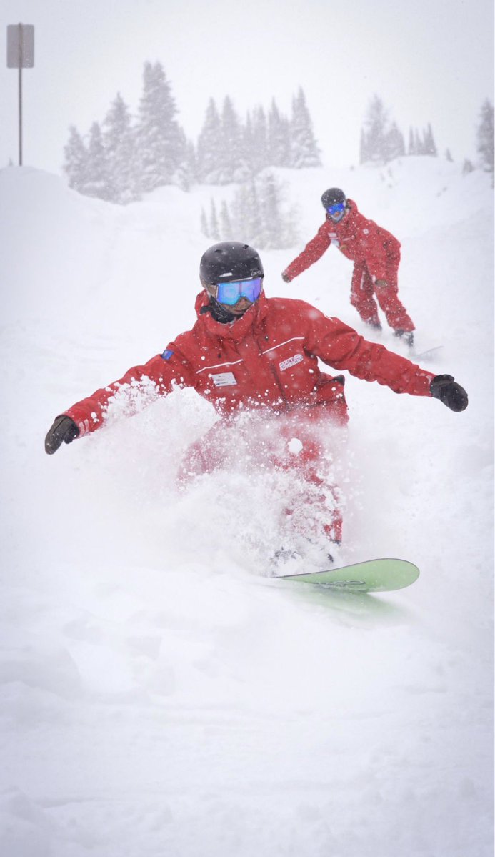 Sunshine Village tweet media