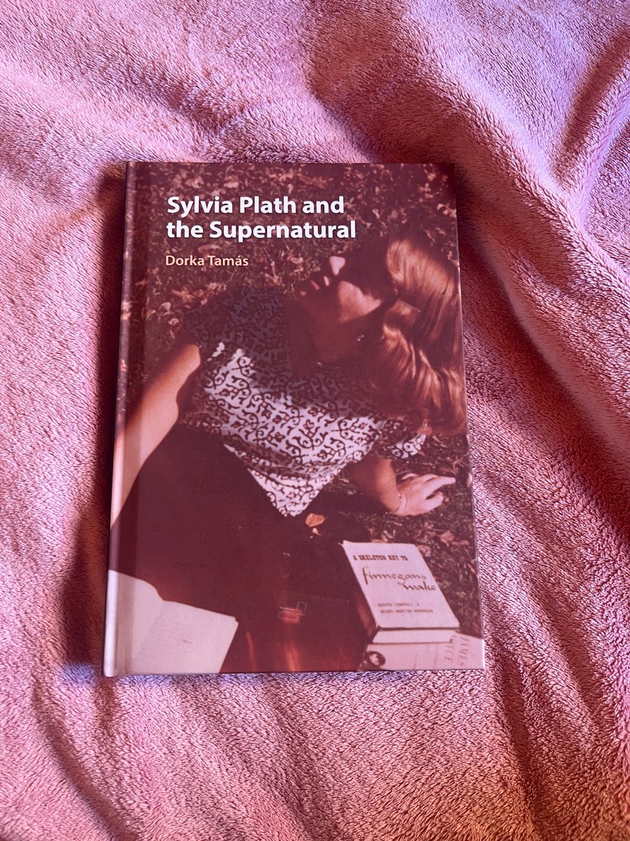 Dr Dorka Tamás📝🌸🌊 tweet media