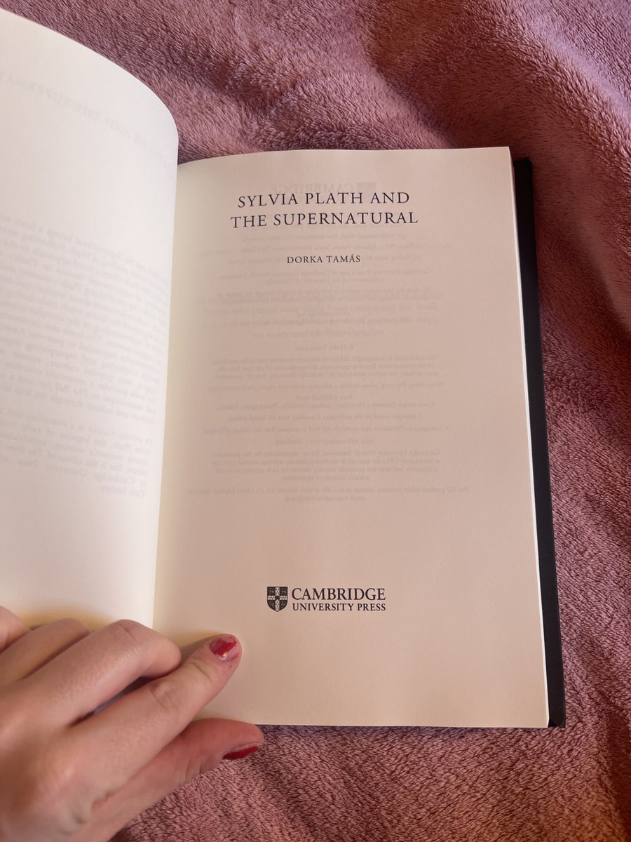 Dr Dorka Tamás📝🌸🌊 tweet media