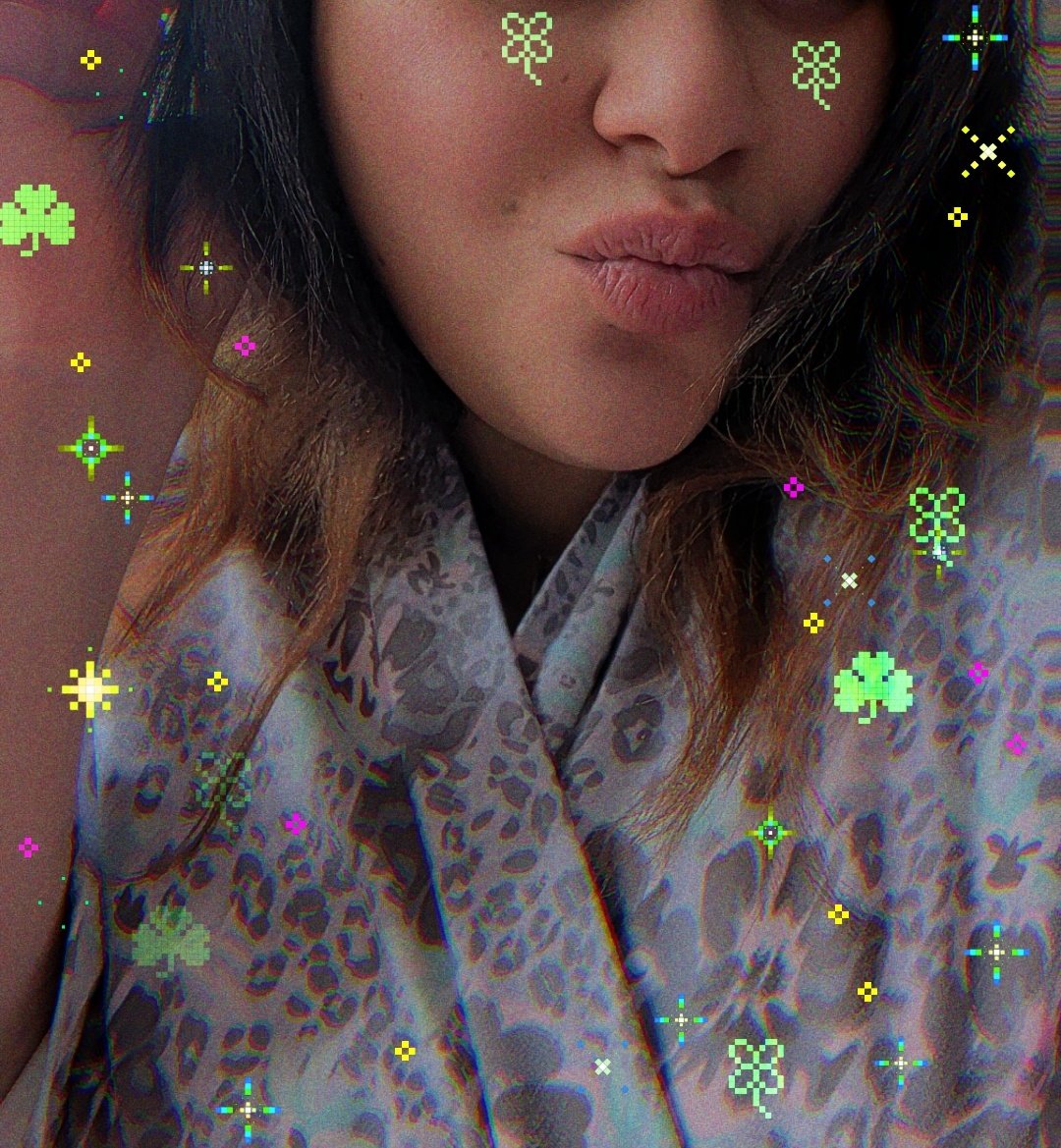 PowerLoly's tweet photo. I'm not Irish but today everyone is Irish!

Happy St Patrick's Day ☘️🍀☘️🍀 https://t.co/qK5IuNOF01