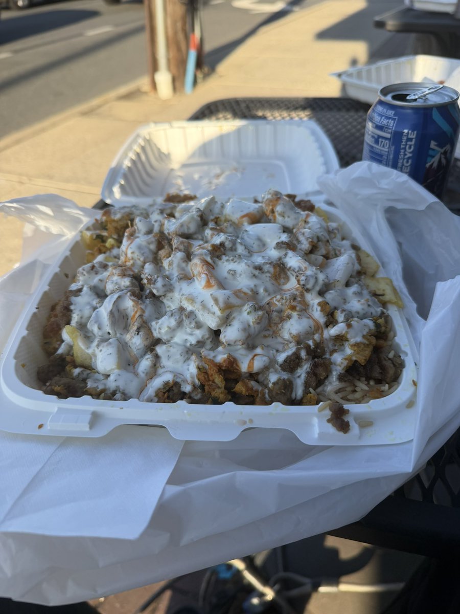 ⛹🏾‍♂️ tweet media