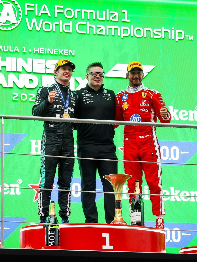 We’re not crying, you’re crying 🥹 

#F1 📸 <a href="/MercedesAMGF1/">Mercedes-AMG PETRONAS F1 Team</a>