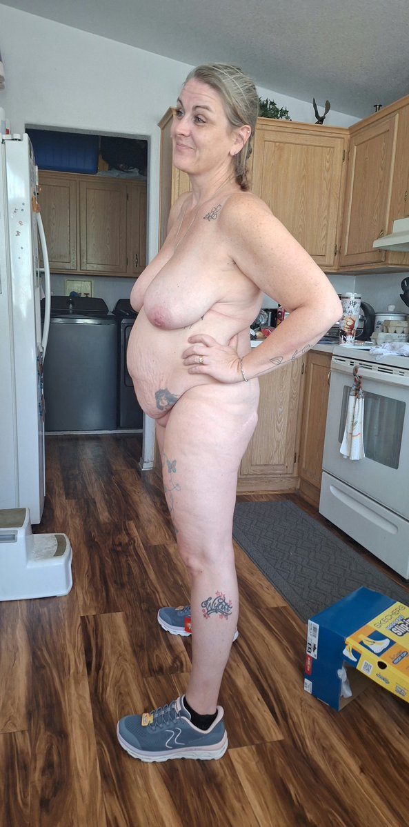 AzRed 🔞 tweet media