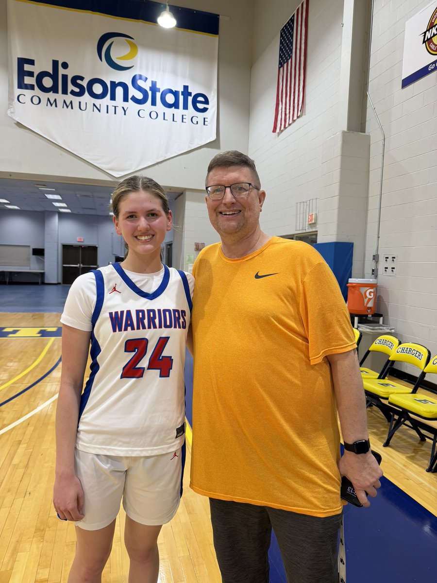 Lilly Bushey tweet media