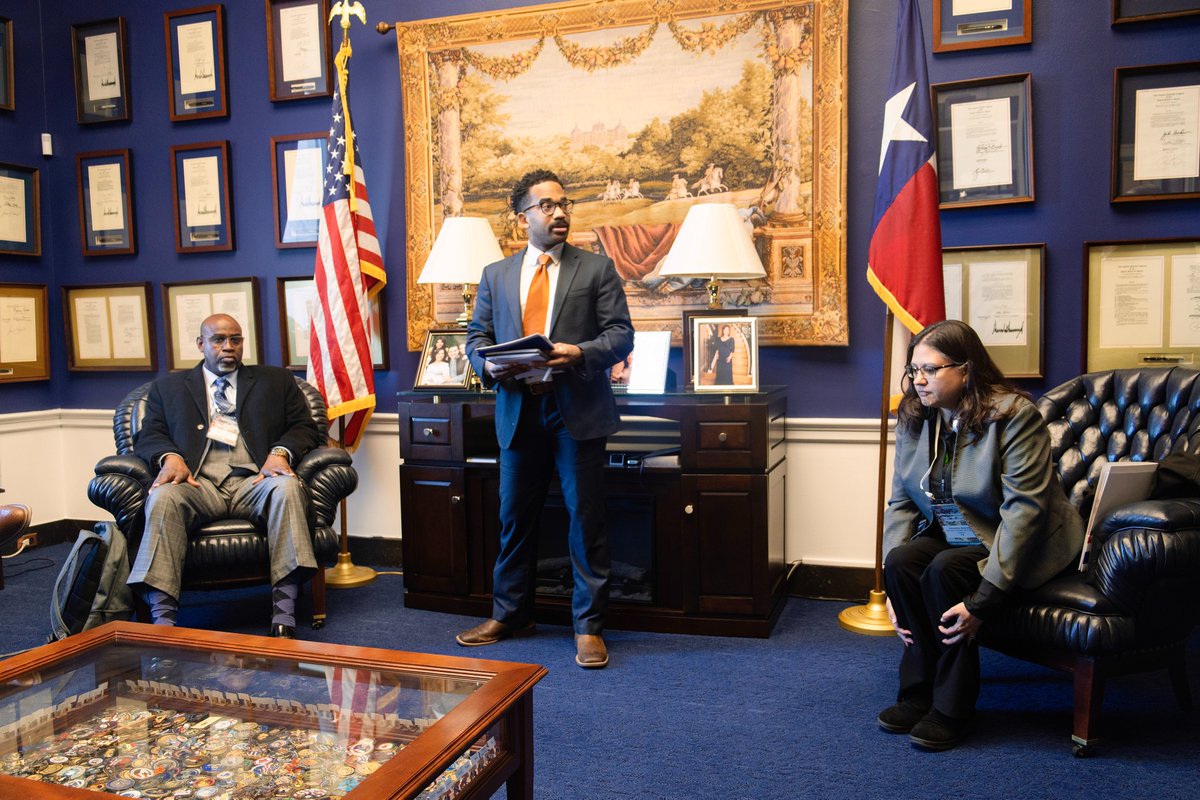 Rep. Henry Cuellar tweet media