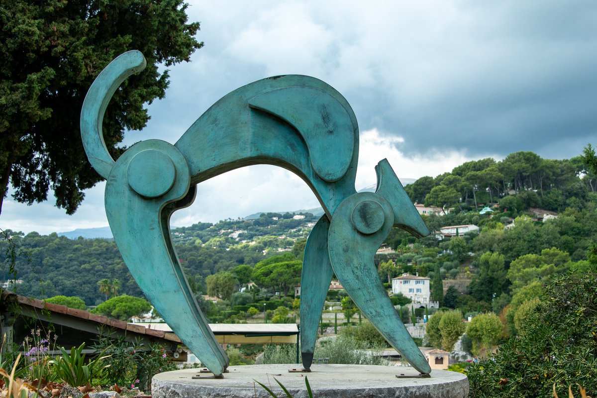 #travel #MagnifiqueFrance #france #genieten  #streetphotography #doucefrance #art #artworks Saint-Paul-de-Vence France🐈