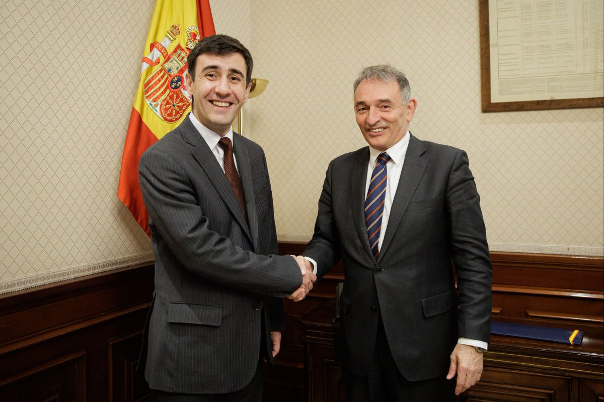 Enrique Santiago tweet media