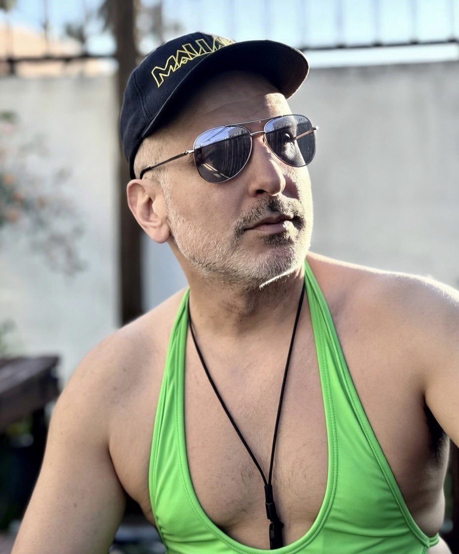 TROY ☎️ tweet media