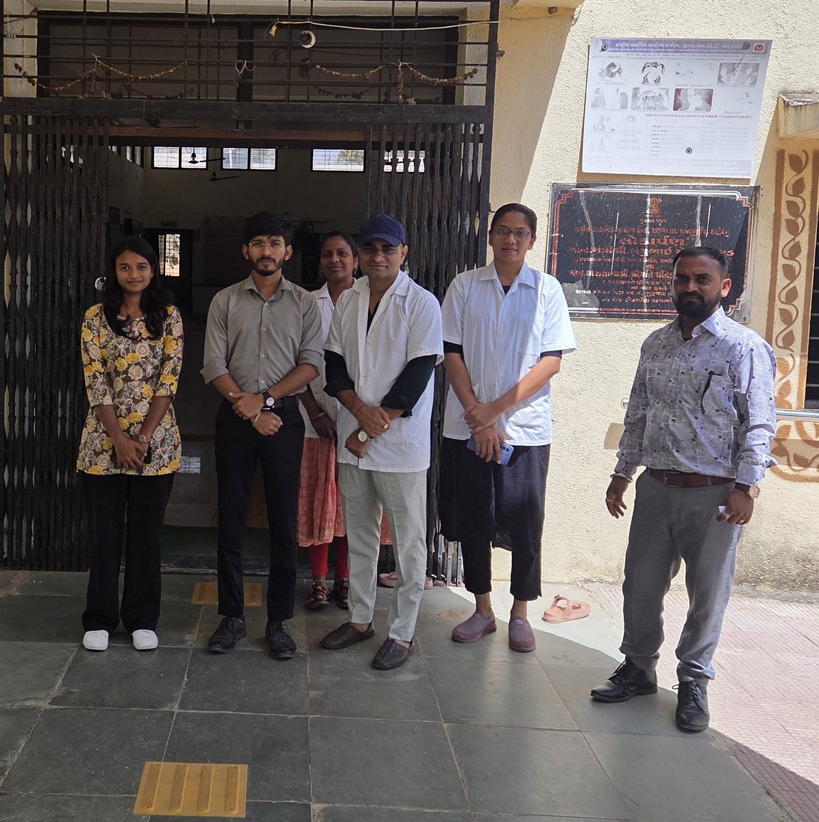 AAM_Panchwada's tweet photo. આજરોજ આપેલી આરોગ્ય સેવાઓ :
૧. CCP Cross Verification 
૨. HPV રસીકરણ 
૩. ગામે ગામ આરોગ્ય કિરણ
૪. ટીબી ડેથ ઓડિટ https://t.co/U4QUnZT2dH