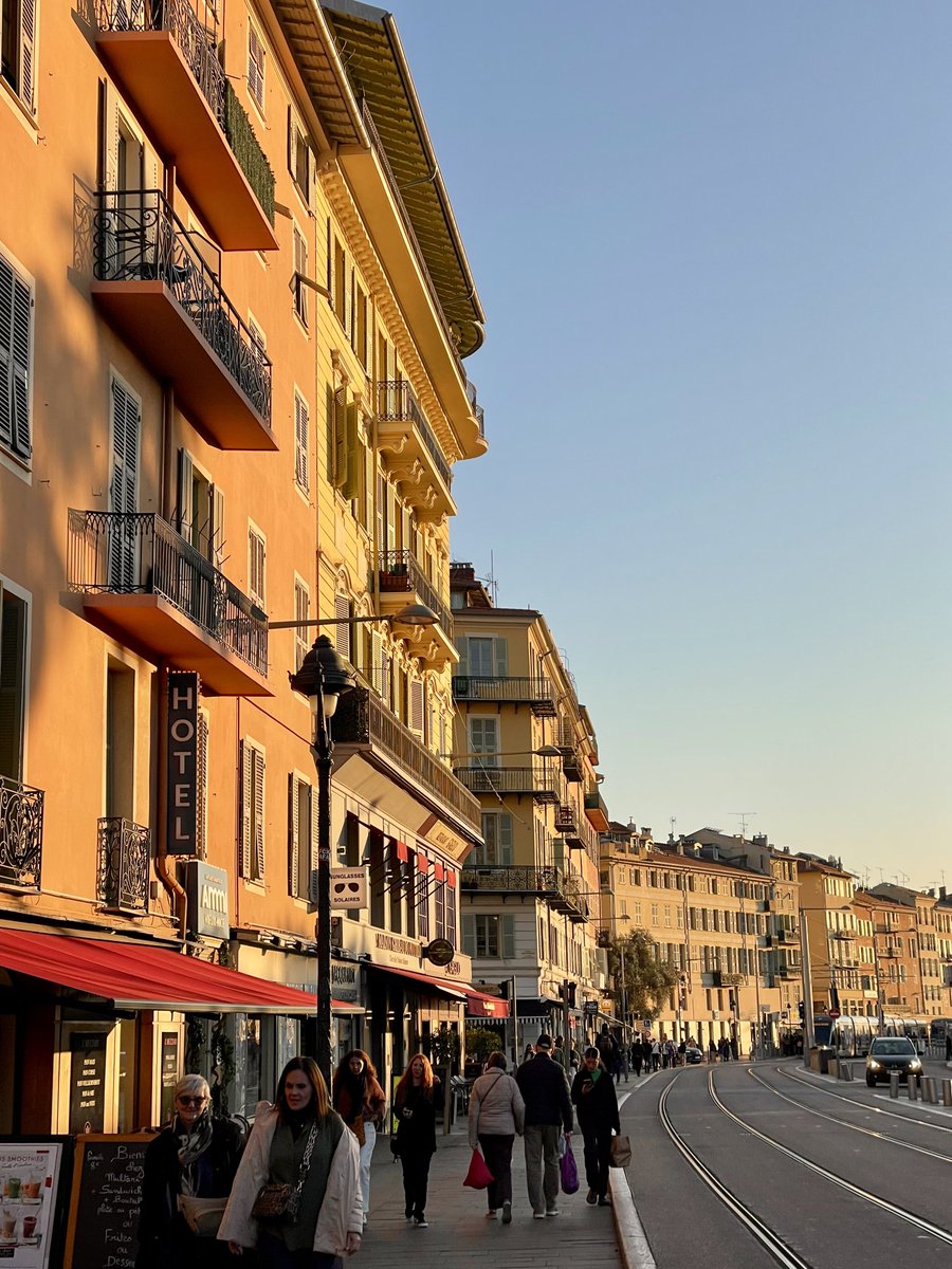 OlivMcar's tweet image. Fin de journée. #Nice06