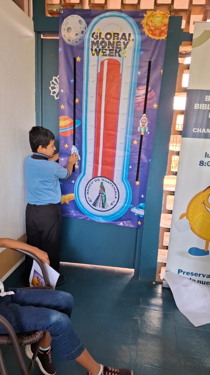 Banco de Guatemala tweet media