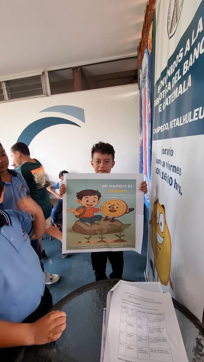 Banco de Guatemala tweet media