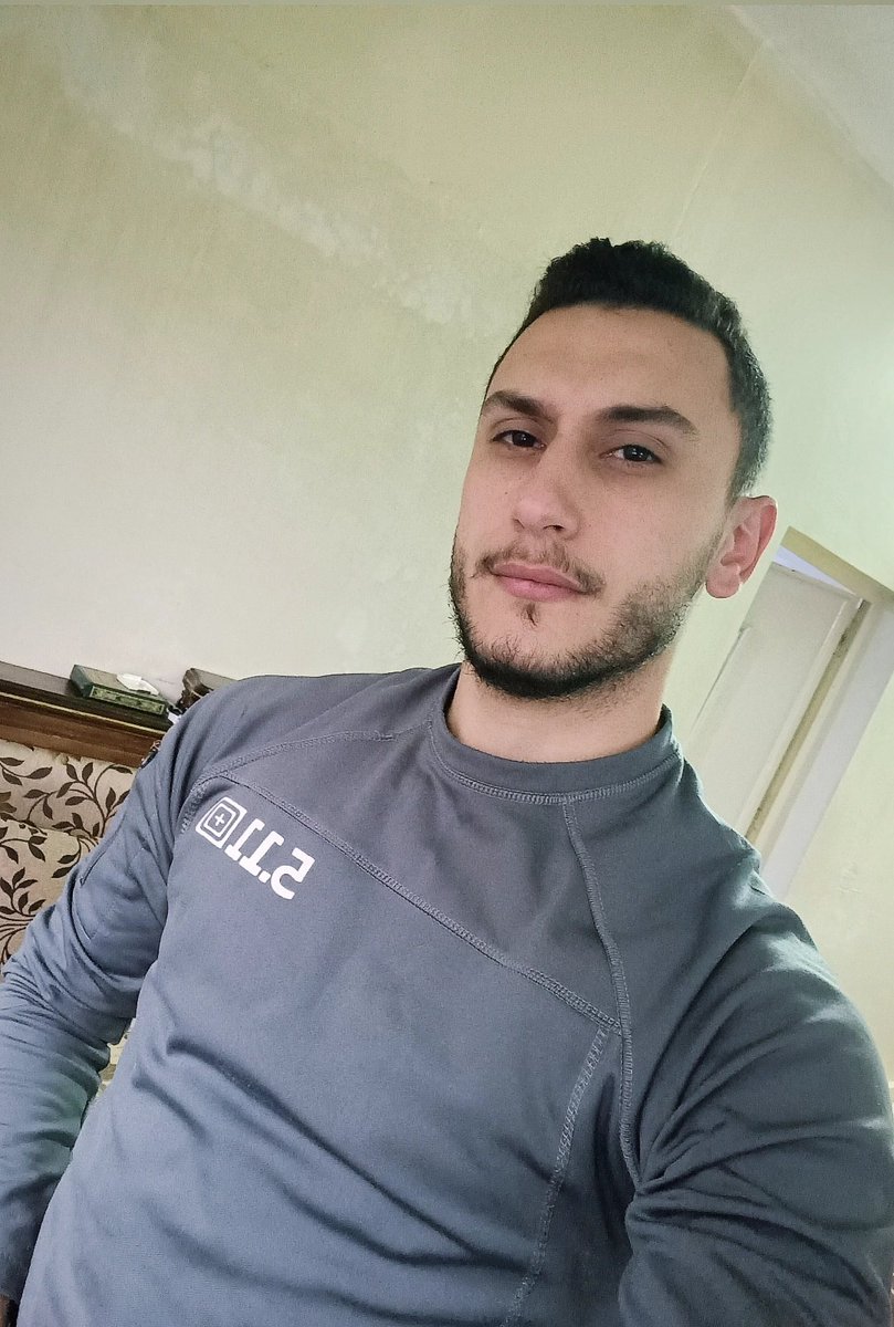 Dr_☀️ tweet media