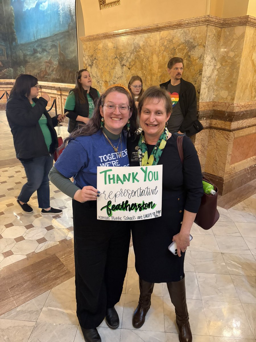 Rep. Linda Featherston tweet media