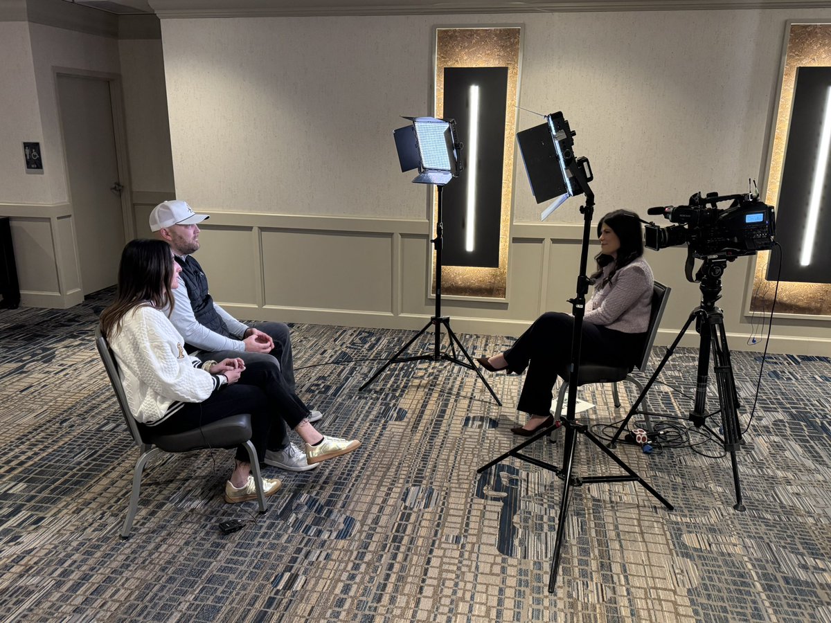 Angela Moryan tweet media