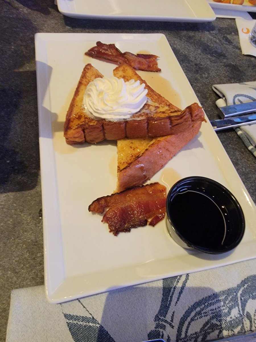 Pennys2Vegas tweet media