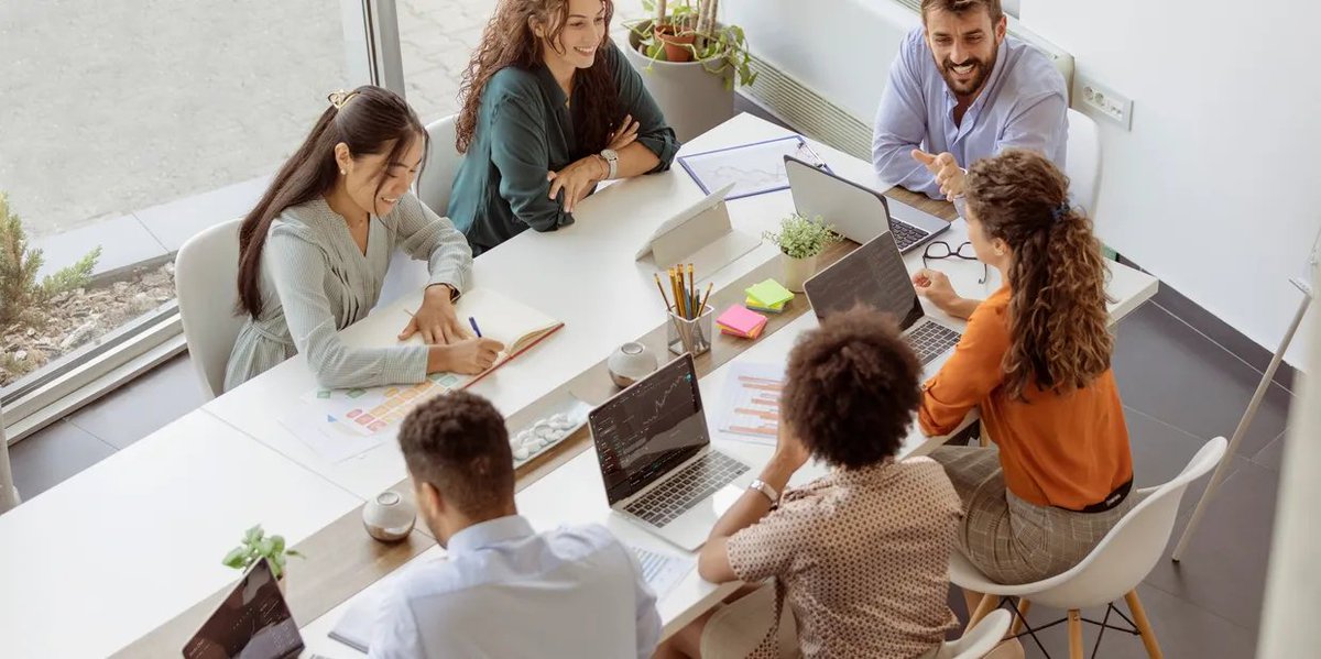 dBase Media tweet media