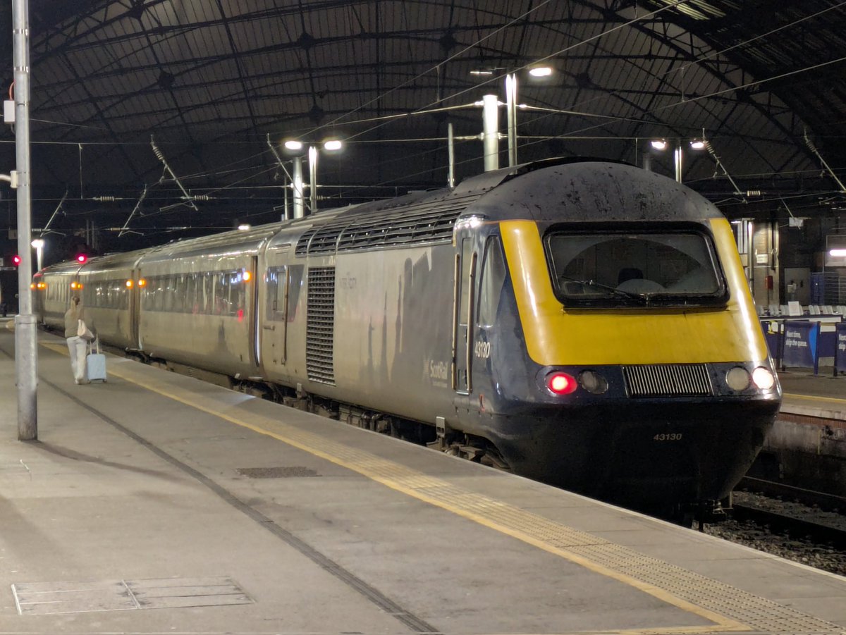 Nami 🤍 tweet media