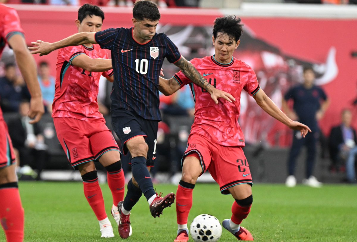 Front Row Soccer tweet media