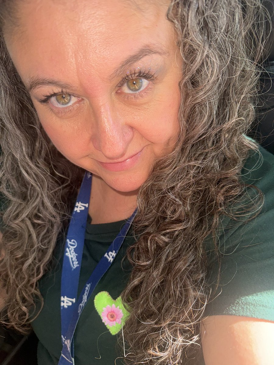 Erika With a K ~ Mexicana 🇲🇽💚❤️ (Postmans girl) tweet media