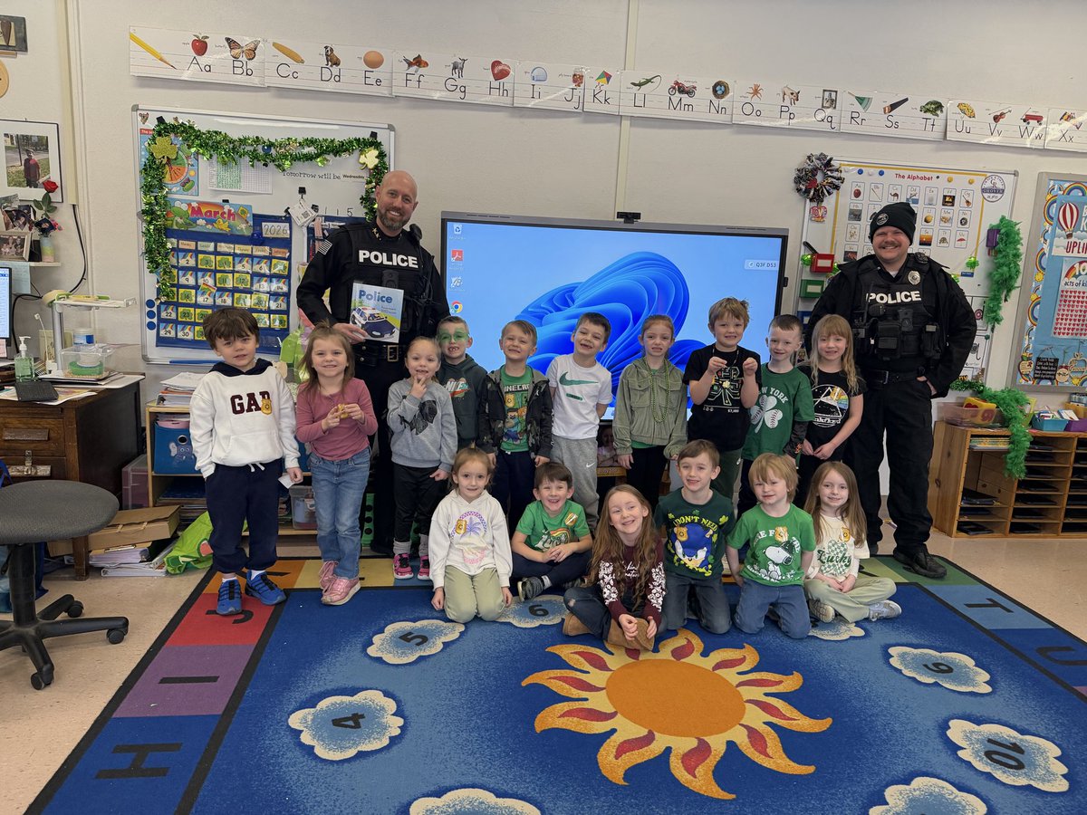 cuba_ny's tweet photo. Today, Chief Burch and Officer Plank were happy to join Read Across America Week at the elementary school. We selected the book “Police Hurrying! Helping! Saving!” by Patricia Hubbell. We handed out badge stickers and talked about the significance of dialing 911 for help. https://t.co/0OtOAbeh8I