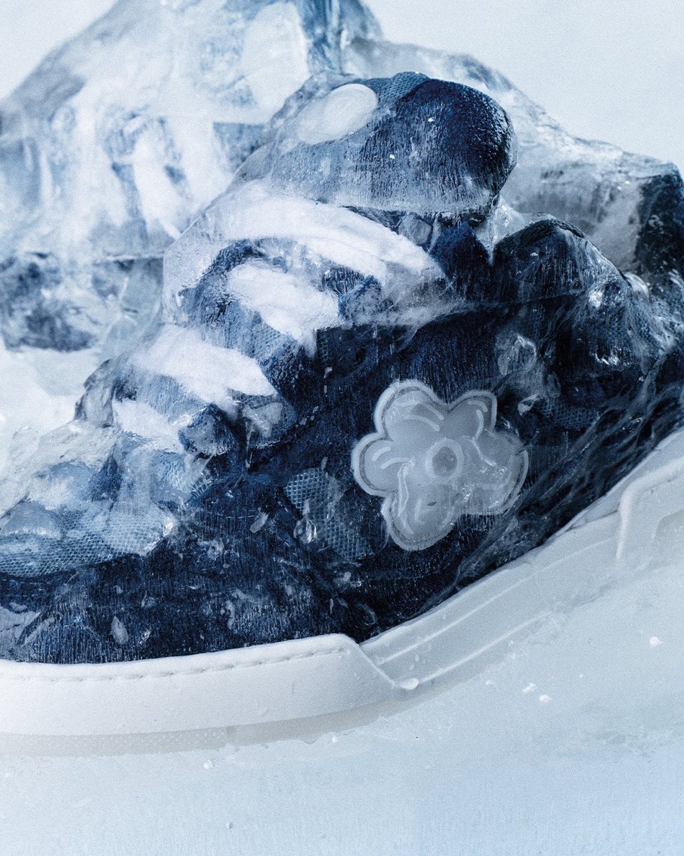 FLOWER INSTINCTS tweet media