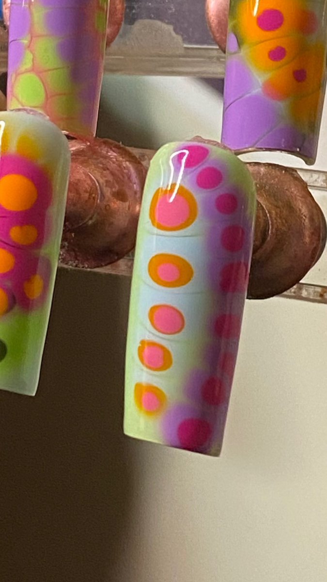 your favorite nail dealer tweet media