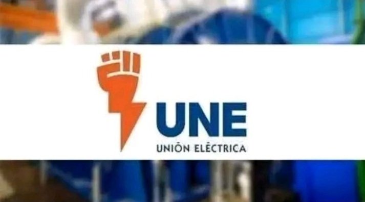 💪Sobre el restablecimiento del SEN.
Se avanzó en el transcurso de la noche: se ha enlazado el sistema desde Pinar del Rio hasta Holguin . Se  encuentran en proceso de arranque la Unidad 8 de  la CTE  de Mariel, la CTE Antonio Guiteras y la Unidad 3 de Cespedes. 
#UnidosXCuba.