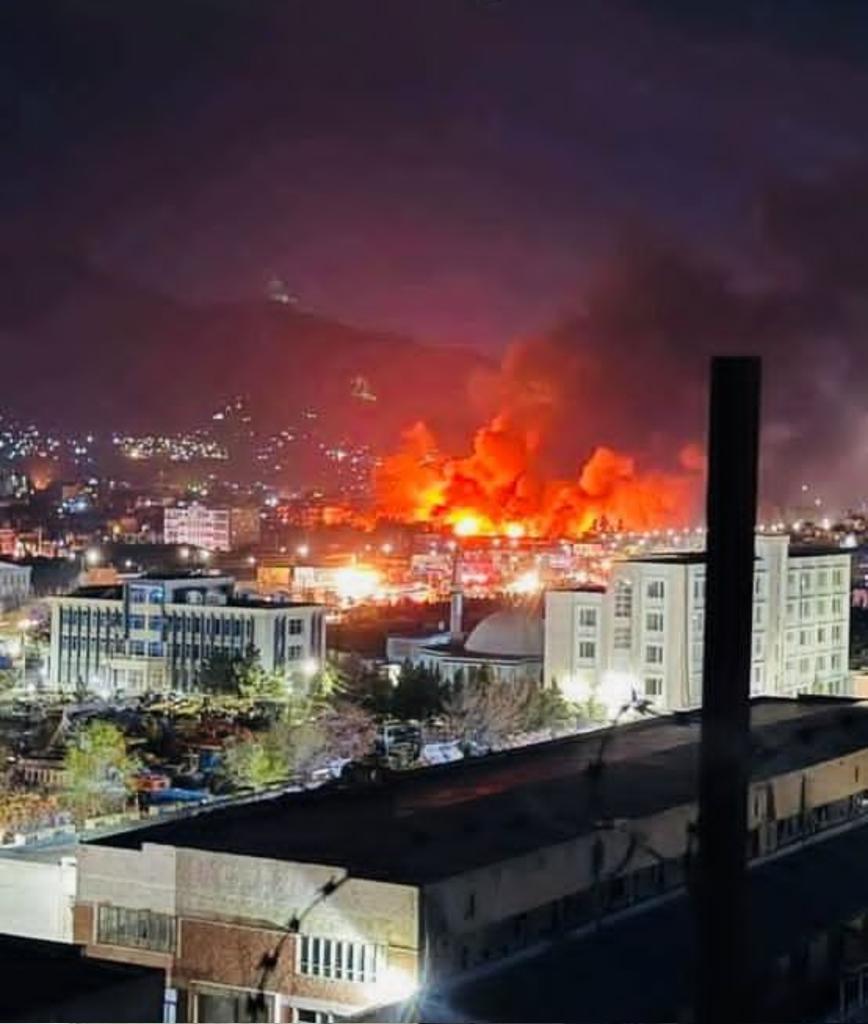 MaddyViews's tweet photo. Pakistan 🇵🇰 is doing nothing in Afghanistan 🇦🇫 that is less than genocide. Attacking hospitals and civilians is extremely tragic and unacceptable.

At the same time, Afghanistan working with Israel 🇮🇱 and India 🇮🇳 to carry out terrorism in Pakistan is also condemnable. https://t.co/1vqaXtGM8i