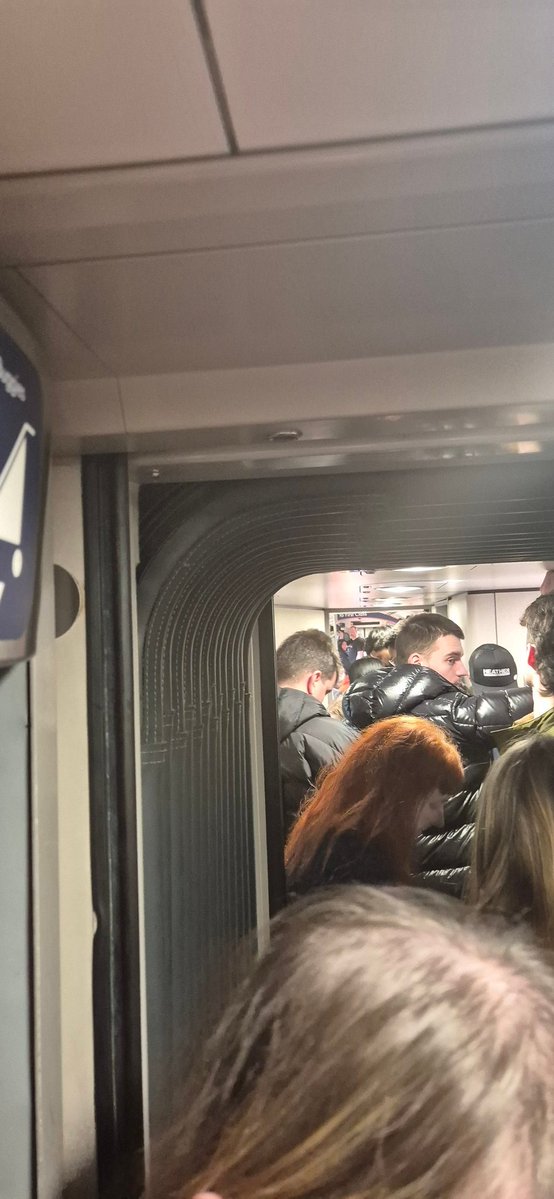 Konrad Major tweet media