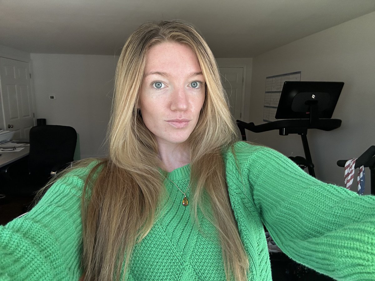 taylor 🧜🏻‍♀️ tweet media